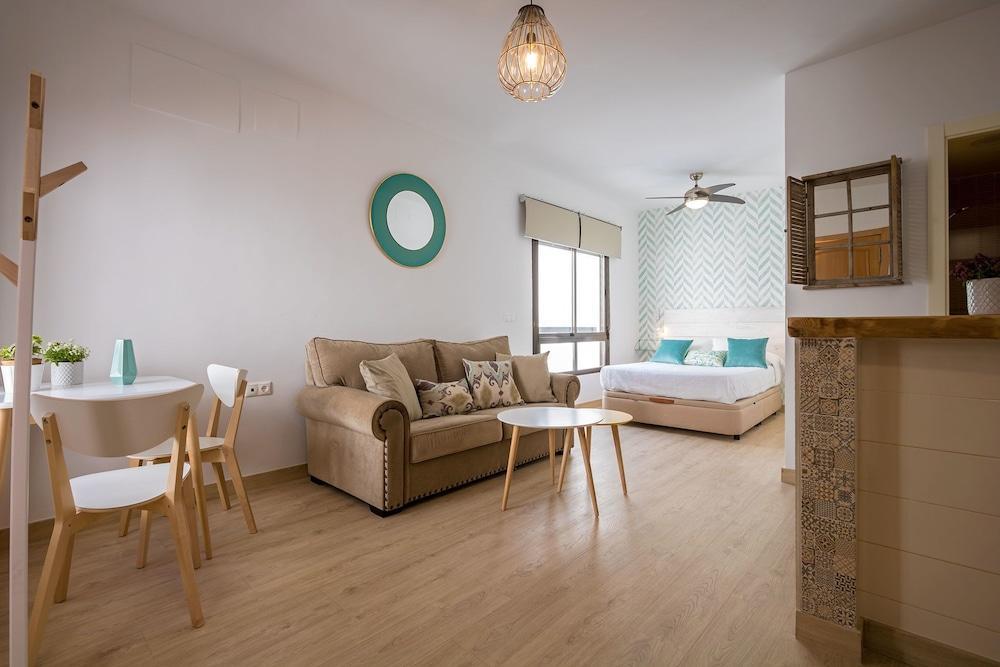 Barcelona Apartments Marina 124 外观 照片